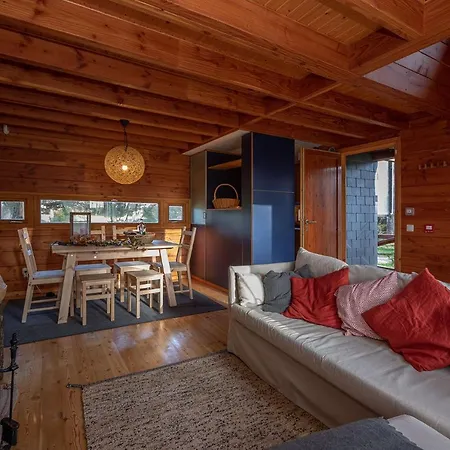 B9 - Nature, & River Holiday home *