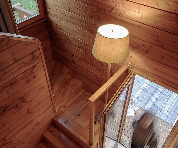 B9 - Nature, & River * Fao